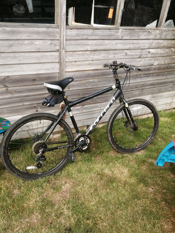 carrera subway 1 mens hybrid bike